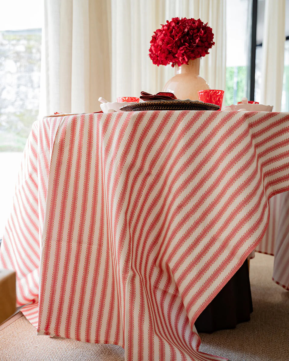Atlantic Red Printed Tablecloth in 100% Cotton