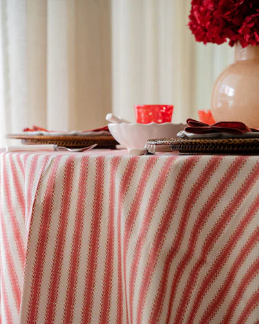 Atlantic Red Printed Tablecloth in 100% Cotton